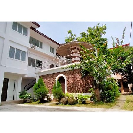 Hotel OYO 799 Ddd Habitat Iloilo Esterno foto