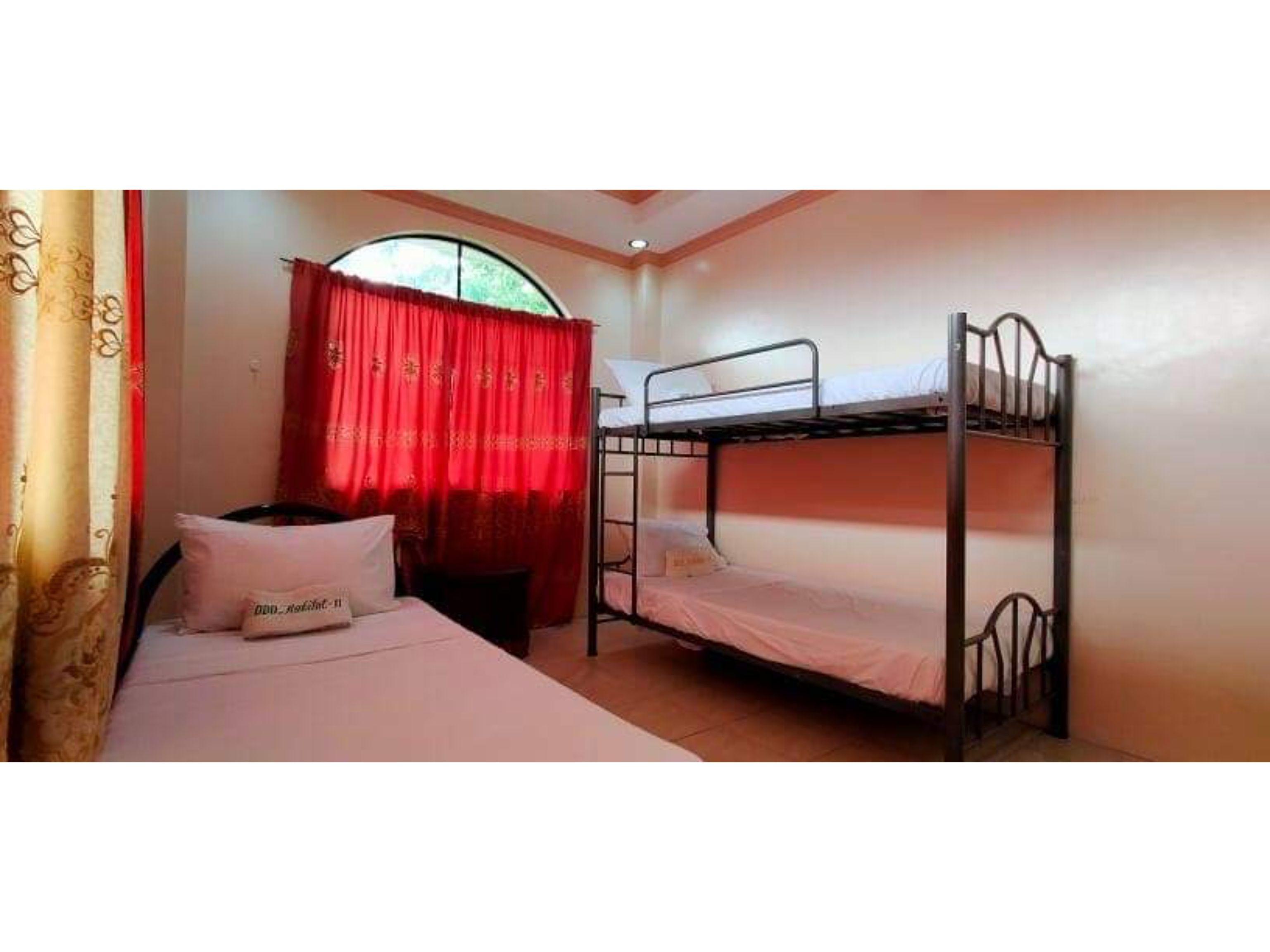 Hotel OYO 799 Ddd Habitat Iloilo Esterno foto