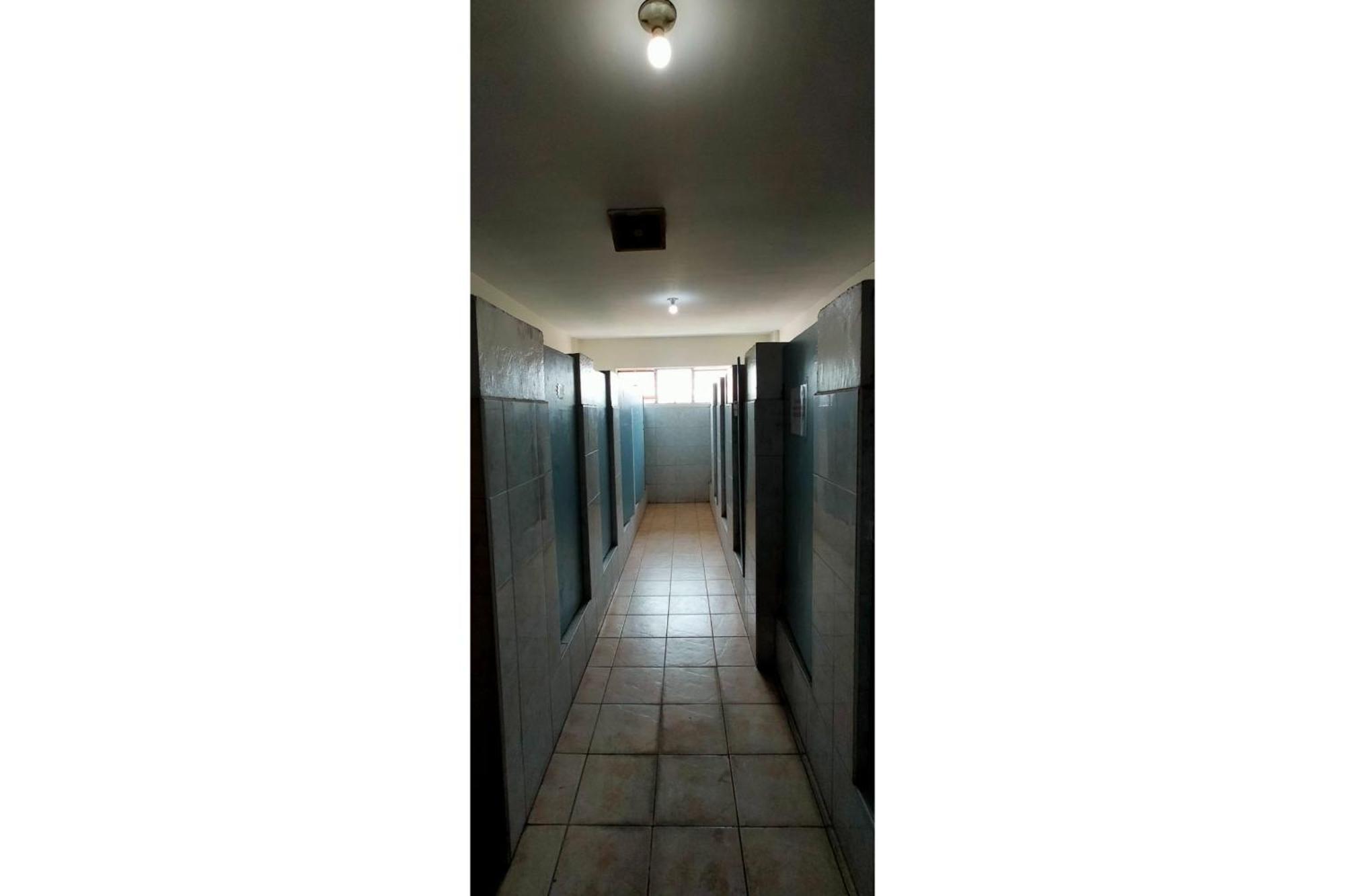 Hotel OYO 799 Ddd Habitat Iloilo Esterno foto